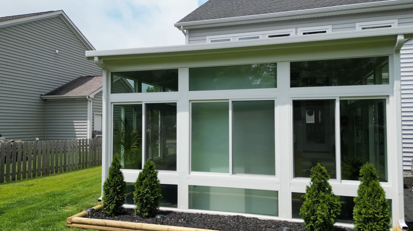 Custom sunroom built for Victorville CA weather conditions